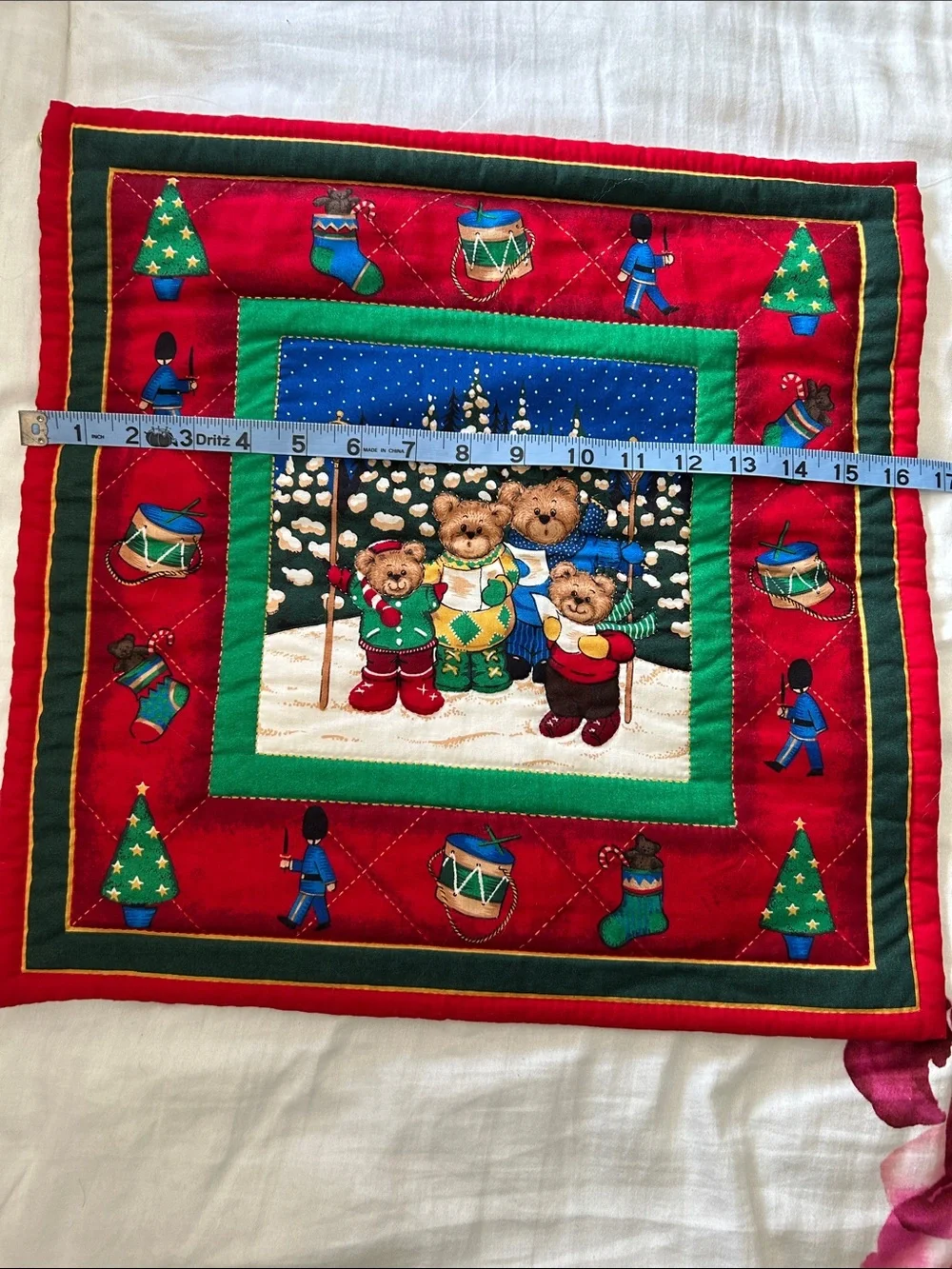 Holiday Teddy Bear Caroler Wall Hanging - Red & Green Christmas Quilt
